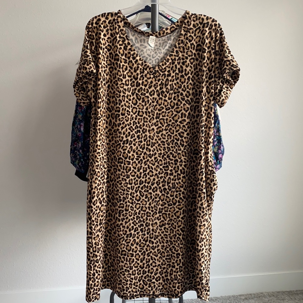 Leopard v neck dress